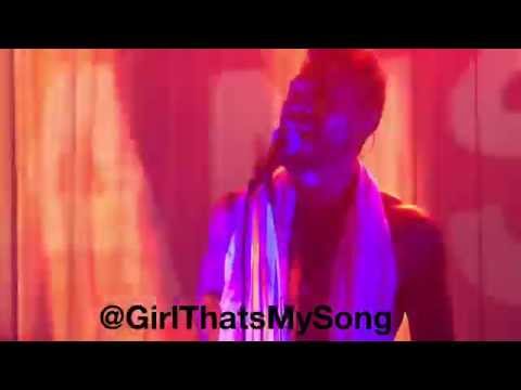 Miguel Performs "Adorn" Live @ Red Bull Studios