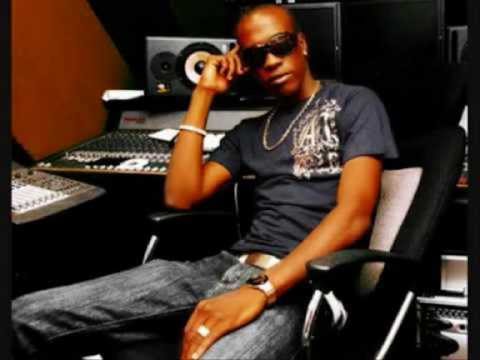 LADEN - BAD WITCH {BASSLINE RIDDIM JUNE 2012 DI GENIUS RECORDS VIDEO MADE BY BANKS}