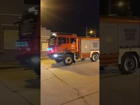 Desfile de Bomberos voluntarios en Coronel Moldes Córdoba