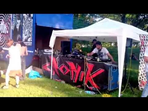 Don't Stop The Beat Vol.3: Bukaj