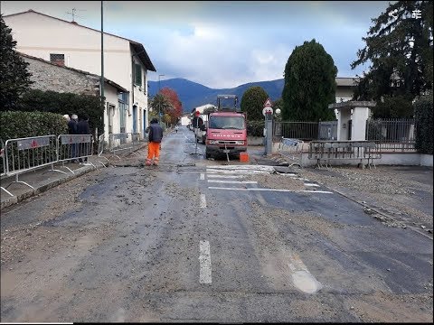 Sesto Fiorentino 2018 11 17  Rottura grosso tubo acquedotto