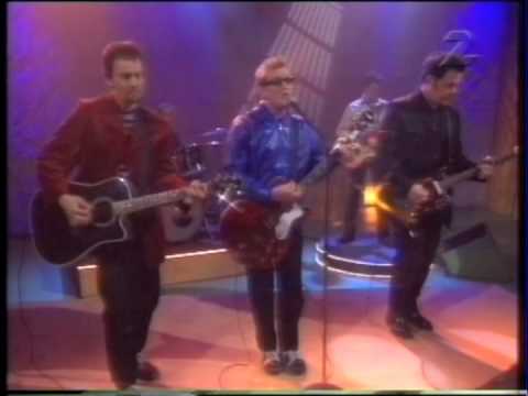 The Merrymakers - Adore (singback on Swedish TV Feb 10, 1998)