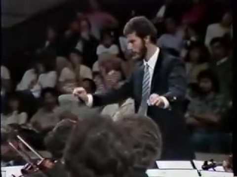 Tulio Cremisini Conductor. Simon Bolivar Symphony Orchestra. Excerpt from Dvorak's Symph.#9(Adagio)