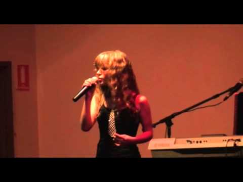 Adele - Someone Like You (Rachael Leahcar Live)