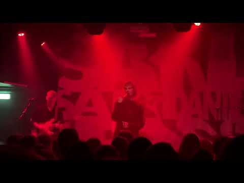 Isak Danielson - Fire Burns You Cold & King of A Tragedy (Live @ Bitterzoet Amsterdam)