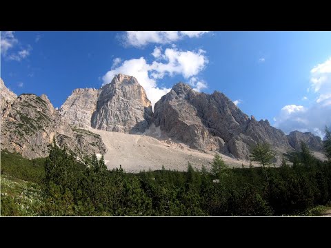 Hiking the Dolomites AV1 in 7 days | August 2021