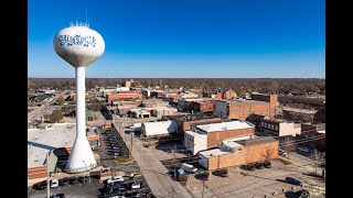 Living in Collinsville, IL: The Ultimate Local Guide | Homes.com