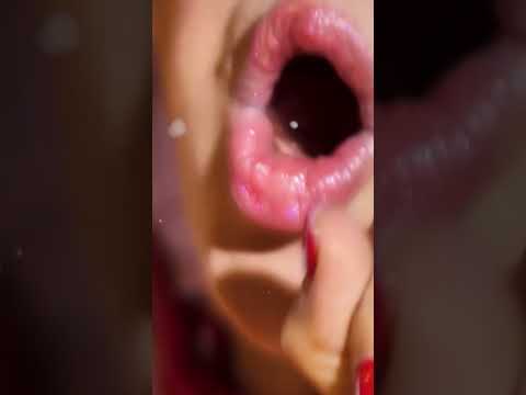 PENSA QUE É DOIS - MC PIPOKINHA E MC DIGU (CANAL BAILÃO) LYRIC VIDEO