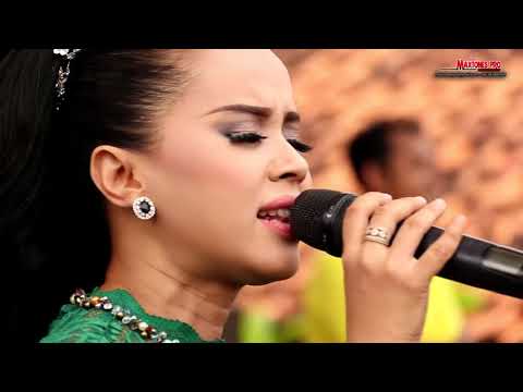 CINTA BERCABANG - DWI RATNA KURNIA - NEW PALLAPA LIVE PENSI SMK BINA UTAMA KENDAL