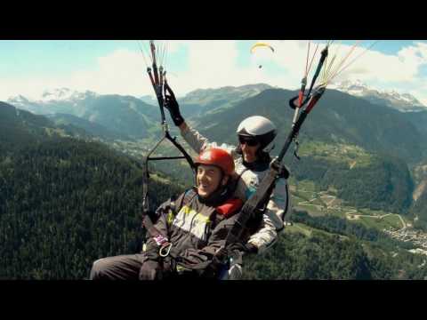 The Intouchables - Driss and Philippe go paragliding [1080 HD][EN,FR SUB]