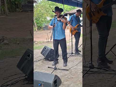 Cover. Indiecita. Chanchona Tequila Joateca Morazan