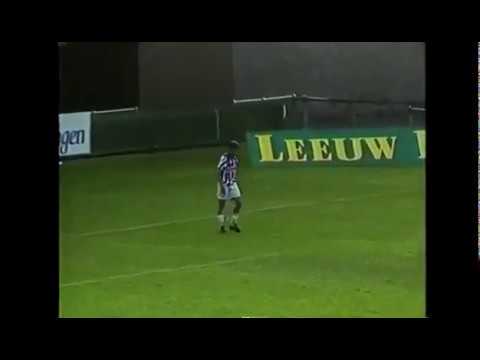 Jon Dahl Tomasson (Heerenveen) - 01/07/1995 - Ton Pentre-WAL 0x7 Heerenveen - 1 gol