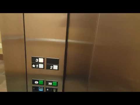 Otis hydraulic elevator at the Best Western Plus in Altoona, Iowa