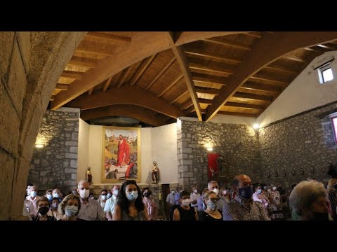 Los vecinos de Cipérez reestrenan iglesia tras su remodelación con una inversión de 233.000...