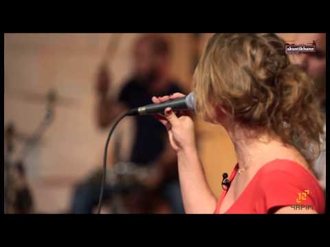 Deniz Sipahi - Düşünme Hiç [Ajda Pekkan Cover] / #akustikhane #sesiniac