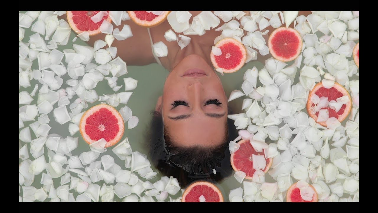 Belén Aguilera — Tus Monstruos