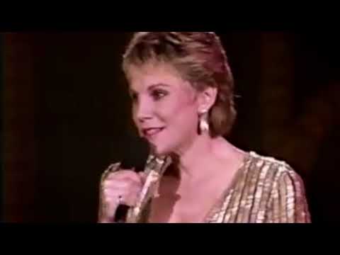 Anne Murray & Patti LaBelle: I Just Fall In Love Again (and more)