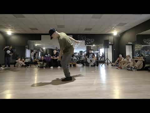 Брейкданс батл ↔ Дети 10-13 лет ↔ Van vs Miron ↔ 1'4 ↔ WHO IS WIN #whoiswin #bmvideo