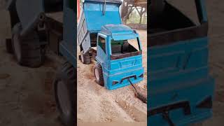 Download lagu miniatur truk dump muat pasir mp3