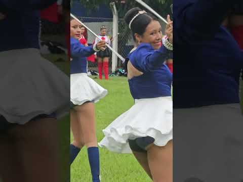 Cachiporristas del Instituto Nacional de La Unión en Jiquilisco 💃🌹🤩👏