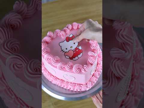 Making a Hello Kitty Heart Cake 🩷 #cakdecorating