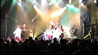 MC Erik &amp; Barbara - Summer Nights '95 (live Wrigley Tour '96 Olomouc)