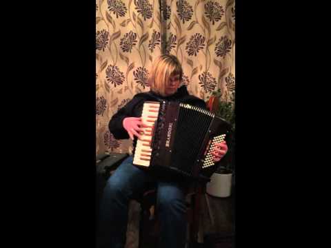 Yvonne McGinley trying out the Brandoni Mod 65W