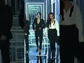 Mamamoo Walk Is Shorts Mamamoo Moonbyul Hwasa Solar Kpop
