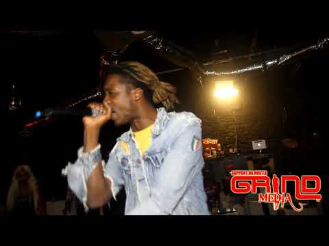 Zoo Cash at Chit Chat.... Raw performance