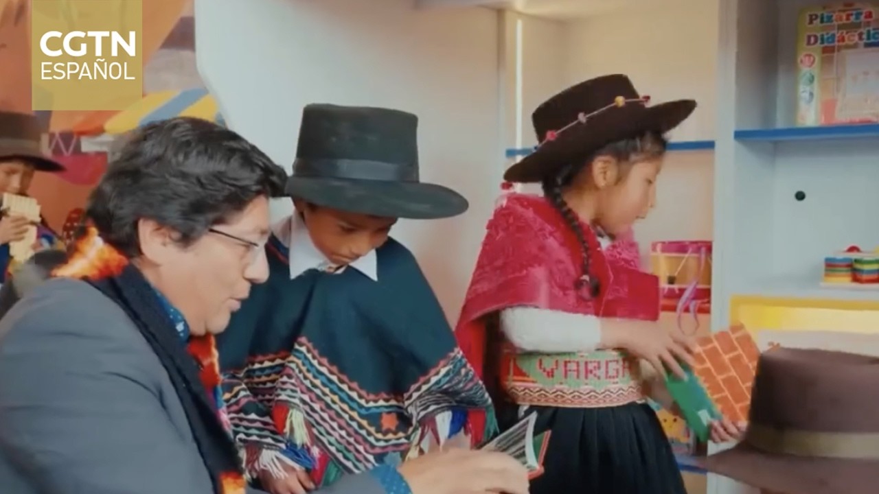 Una innovadora iniciativa reduce brechas culturales en zonas alejadas de Perú