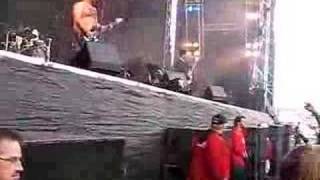 Lillasyster - LOK står när de andra faller