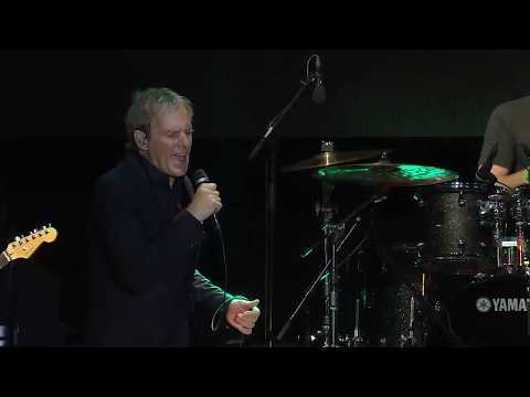 BOLTON LIVE - Ain't No Mountain High Enough