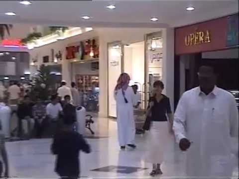 Landmark Mall scenes Doha Qatar May 2002