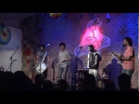 Ó do Forró - Começaram a gritar (Bate coxa) - Canto da Ema