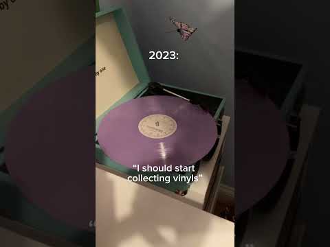 My 2025 vinyl record collection 🤗 // #records #taylorsversion #taylorswift #sabrinacarpenter #vinyl