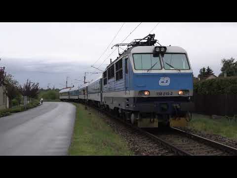 Třebestovice, 21.5.2021 -- průjezd 150.215 s R942 ---  Poslední období provozu těchto strojů!