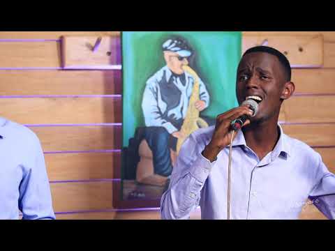 Messengers Singers - Ajya Amba Hafi (Live Performance)