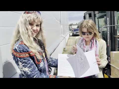 Krāsojāmā grāmata par jūtām un sajutām "Jutis Sajūtiņš un viņa draugi". Dardedze Hologrāfija.