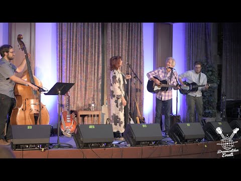 Rosanne Cash & Rodney Crowell - "No Memories Hangin' Round" Live in Nashville