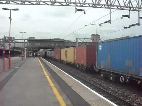 Freightliner 90045 through Stafford, 4L92 Ditton - Felixstowe (29/07/2011)