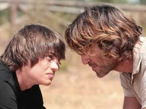 Backstage trailer di "Tieni a me, l'età delle parole"