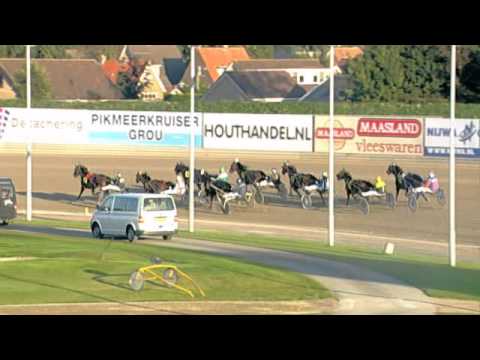 Victoria Park Wolvega 5-10-2013 KOERS 1 CASH GREENWOOD - R. EBBINGE