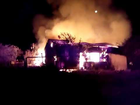 Incendiu violent la o fermă din Baba Ana