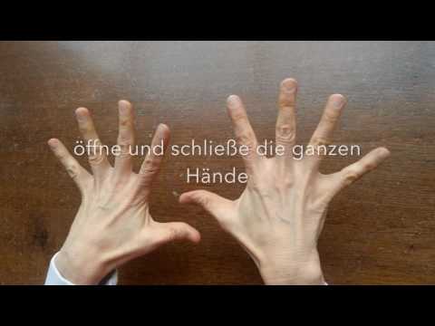 Massage Gonarthrose Video Rolle der Krankenschwester in der Rehabilitation von Patienten mit Osteochondrose