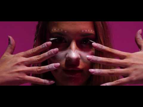 MAKA - No Te Necesito (Vídeo Oficial)