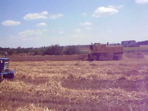 NEW HOLLAND Clayson 1545  harvesting  part 1