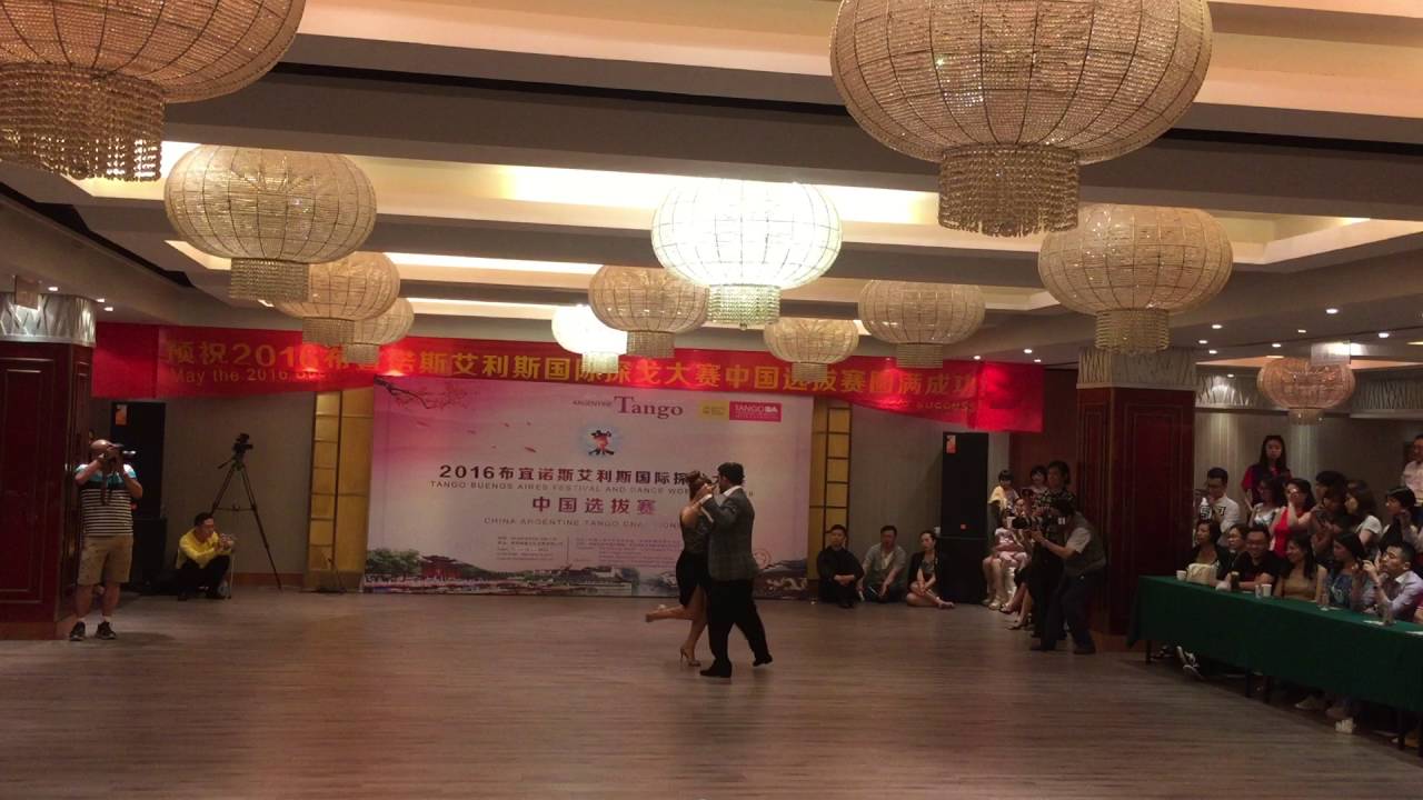 Max Van De Voorde y Solange Acosta