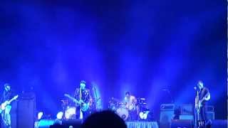 Beatsteaks - Under a clear blue sky (live Rocco del Schlacko 2012)