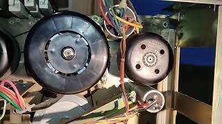 Video thumbnail for AKAI GX-210D. Capstan motor service and a minor recapping by dchatz