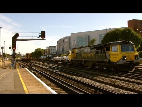 (HD) Freightliner 70008 on 4M99 at Eastleigh 26/7/13